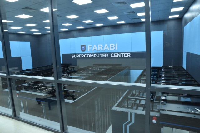 Қазақстандық ЖОО-да суперкомпьютерлер кластері құрылуда