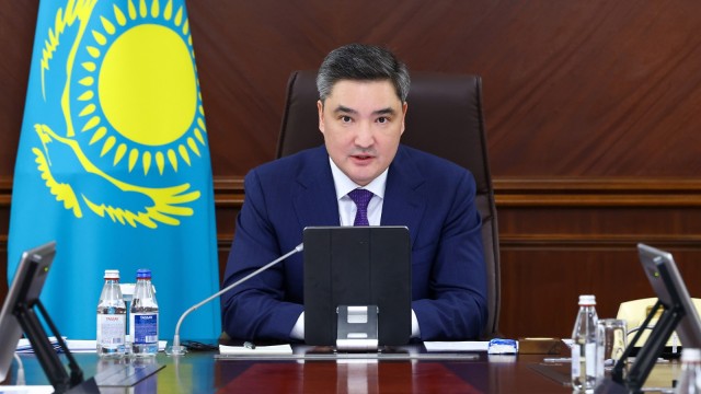 Өкмөттө Алатау шаарын өнүктүрүү планы талкууланды