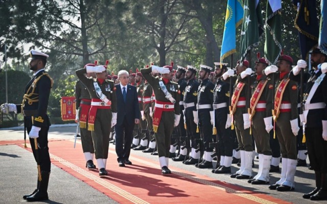 Kazakh President, Pakistani PM hold talks