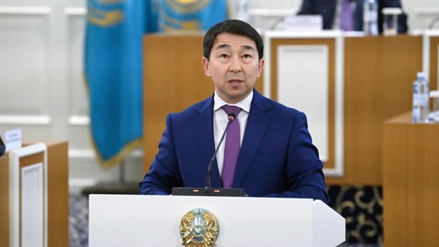 Астанада Конституциявий комиссиянинг XI йиғилиши ўтказилди