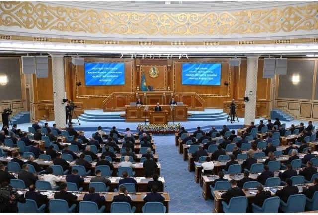 Ulaştırma ve lojistik alanının geliştirilmesi – Kazakistan’ın stratejik önceliği