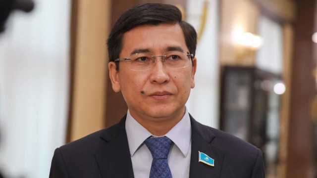 Kazakhstan to formalize legal status of scientists
