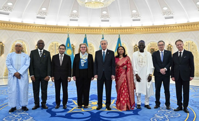 Қ.Тоқаев 8 мемлекеттің елшілерінен сенім грамоталарын қабылдады