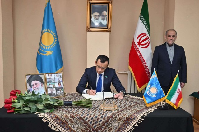 Senate Speaker signs condolence book at Iranian Embassy