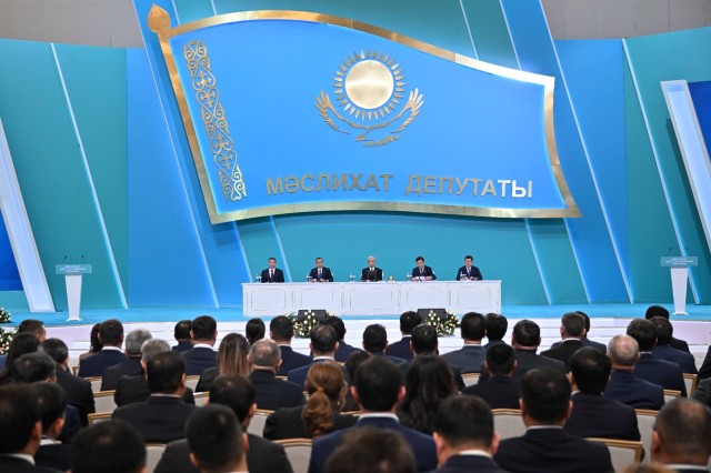 Астанада барча даражадаги маслиҳатлар депутатларининг ІІІ республика форуми бўлиб ўтди