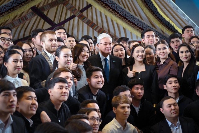 Референдум жараёнида ёшлар фаоллик кўрсатди