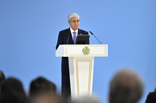 Қазақстан Президенті әл-Фараби атындағы Қазақ ұлттық университетіне барды